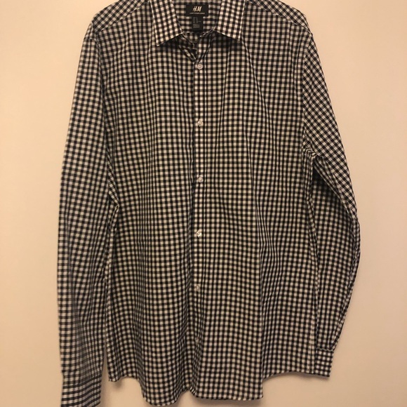 Button up shirt - Picture 3 of 5